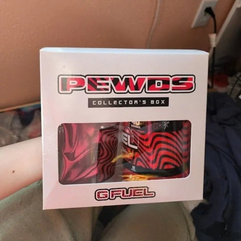 collection gfuel pewdiepie collector box + 3 shaker